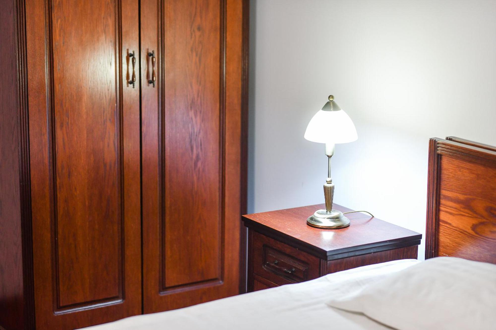 Hotel Elyon Dej Bagian luar foto